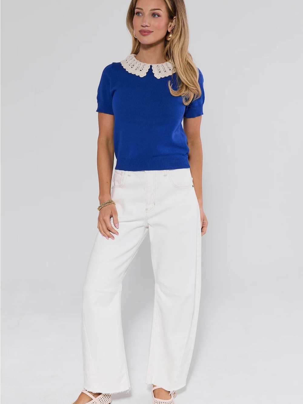 NWOT Avara Addison Blue Knit Short Sleeve Top with Crochet Lace Collar - Large